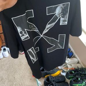 Off-white men’s oversized Tshirt